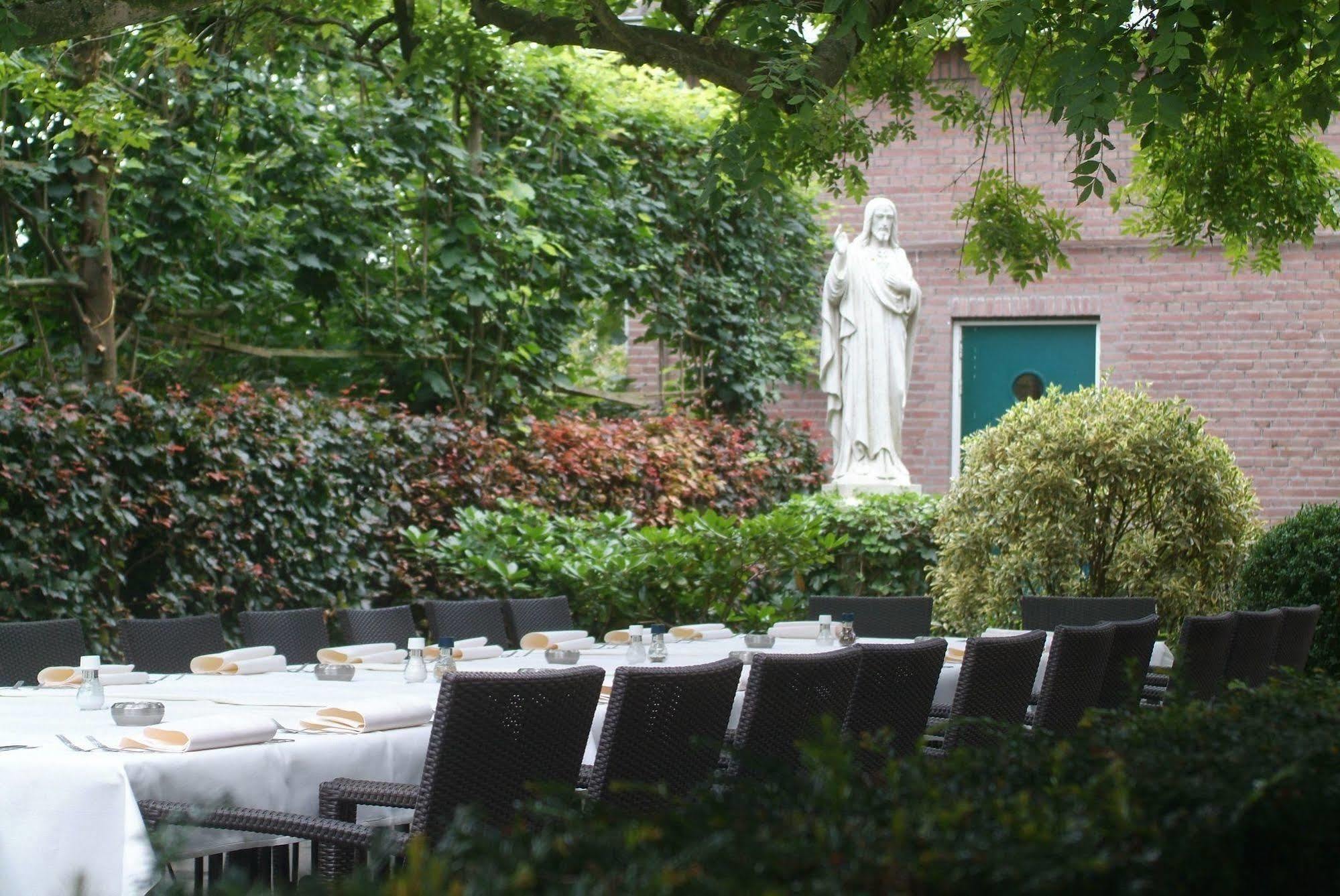 Hotel Restaurant la Sonnerie Son en Breugel Extérieur photo