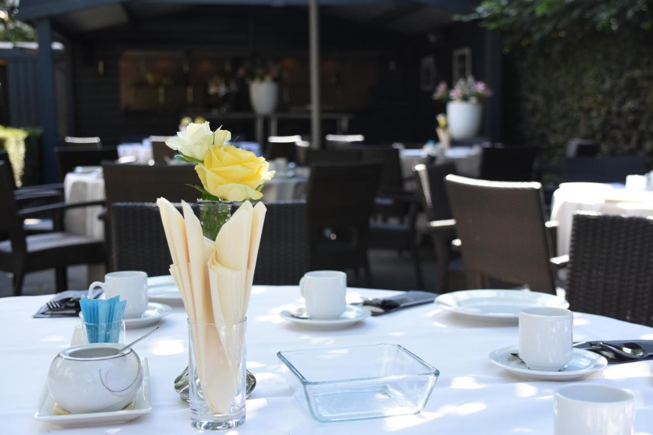 Hotel Restaurant la Sonnerie Son en Breugel Extérieur photo